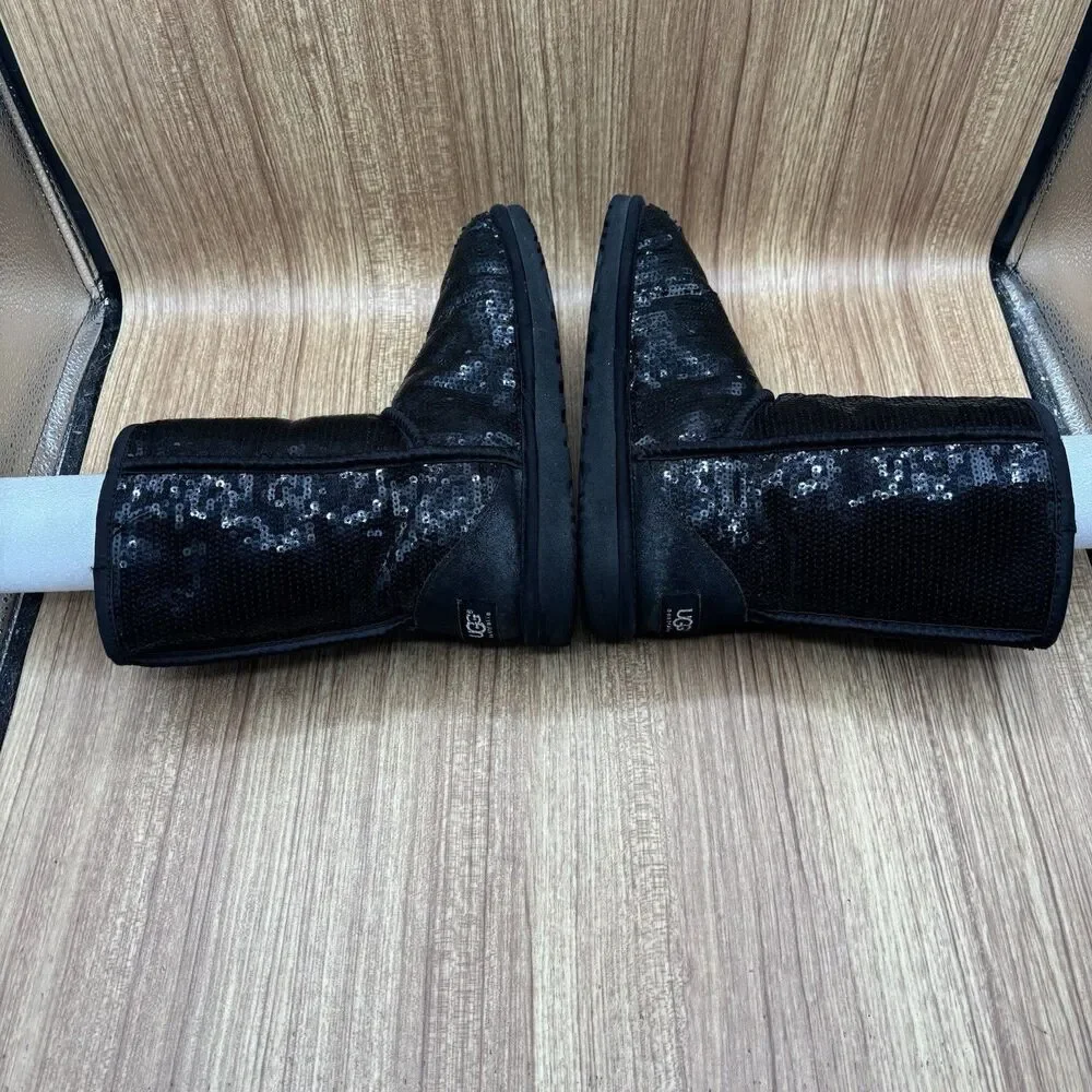 UGG CLASSIC SHORT SEQUIN SPARKLES BLACK BOOTS US 6/ EU‎ 37/ UK 4.5
